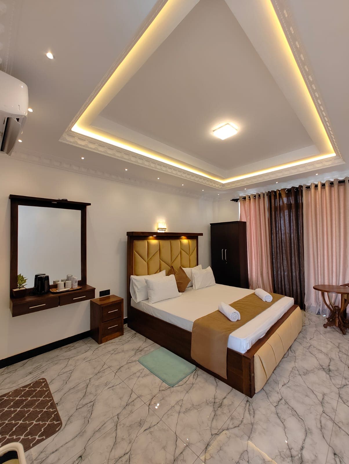 Deluxe Room Stays